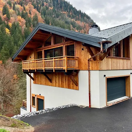 Esperanza Morzine